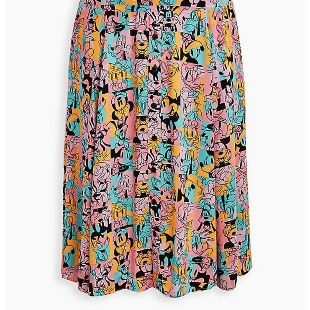 NWT DisneyXTorrid Retro Mickey&Friends Button Skirt - Torrid Size 3 (22-24, 3X)